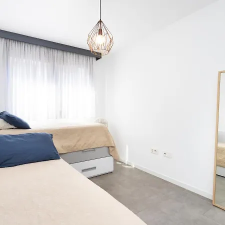 El Pisito De Montse Apartment